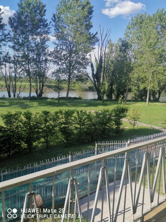 Villa Pertini Appartamento Primo Piano Nel Parco Oglio Sud Canneto sull'Oglio Extérieur photo